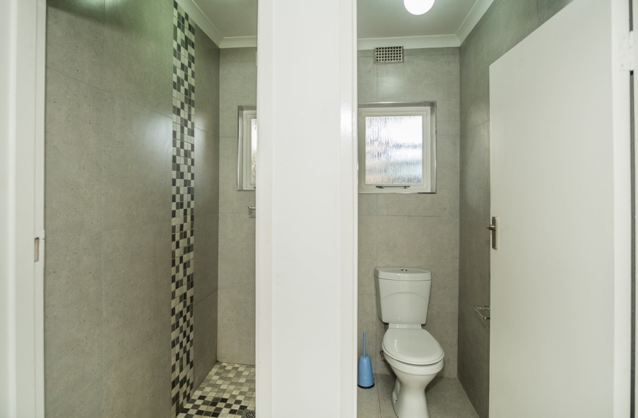 5 Bedroom Property for Sale in Simons Town Western Cape